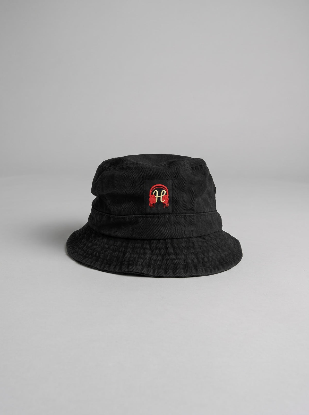bucket Headphones Black